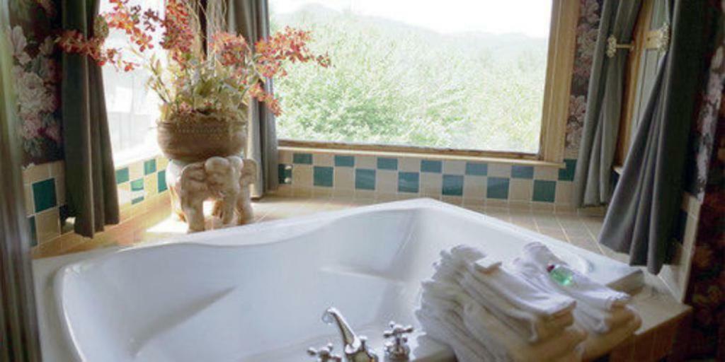 Innisfree Hotel Boutique Glenville Екстериор снимка