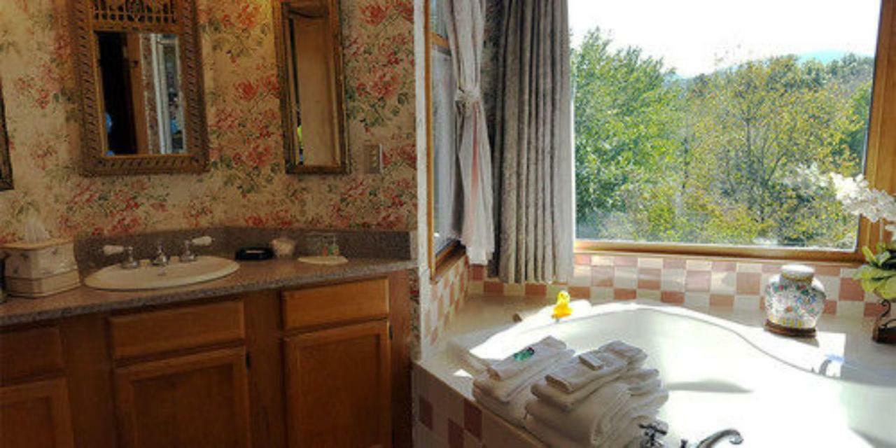 Innisfree Hotel Boutique Glenville Екстериор снимка